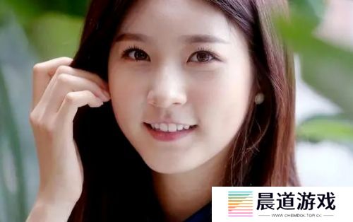 顶流男星被曝和小12岁女星交往，曾深陷百万负债，逝世时间是男方生日