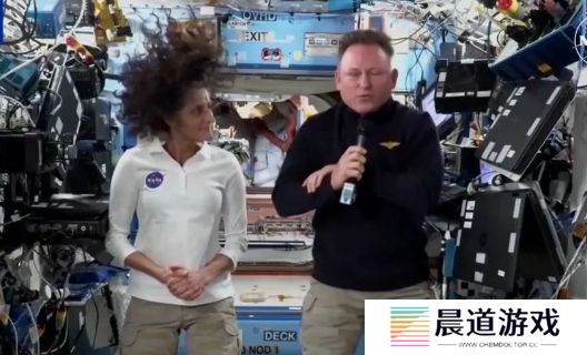 滞留太空超9个月，两名美国宇航员终于回家，官方承认健康出问题