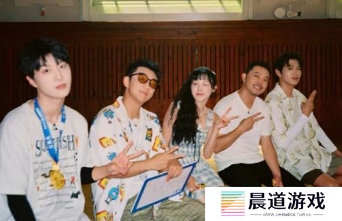 《奔跑吧13》官宣阵容，Angelababy继续缺席，常驻嘉宾增至10人